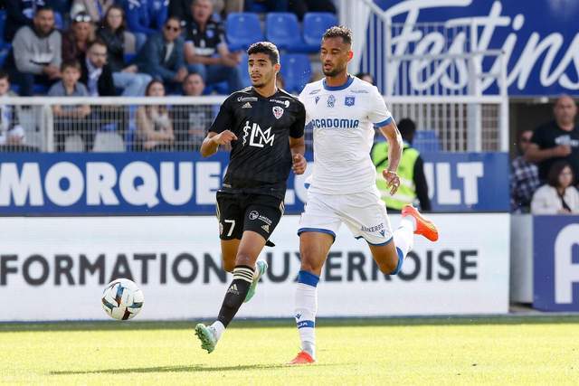 单场8次失误！亚当斯：我要做好反思 控制失误